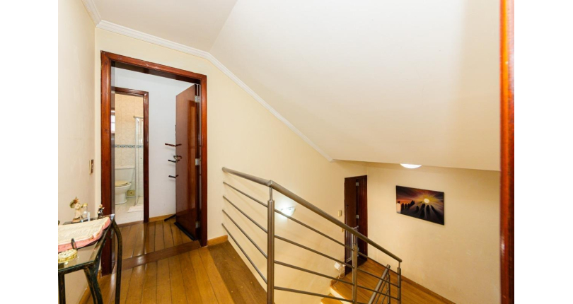 Lindo Sobrado à venda no Bairro do City América na Rua Eugênia Sereno,