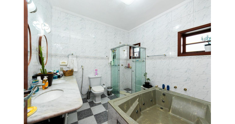 Lindo Sobrado à venda no Bairro do City América na Rua Eugênia Sereno,