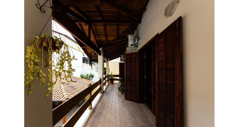 Lindo Sobrado à venda no Bairro do City América na Rua Eugênia Sereno,