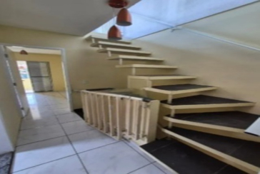 Belo Sobrado à venda no Bairro do Conjunto Residencial Vista Verde