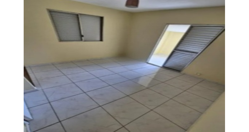 Belo Sobrado à venda no Bairro do Conjunto Residencial Vista Verde