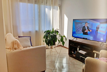 Belo Apartamento à venda no Bairro do Jardim Regina na Avenida Agenor Couto de Magalhães 222,