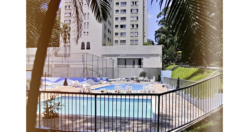 Belo Apartamento à venda no Bairro do Jardim Regina na Avenida Agenor Couto de Magalhães 222,