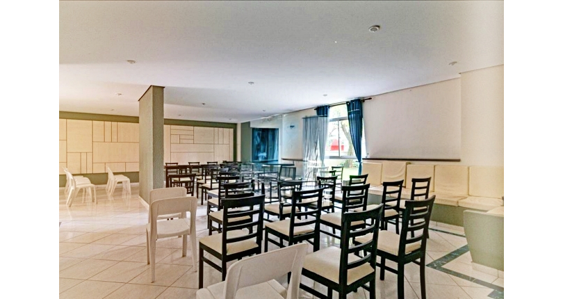 Belo Apartamento à venda no Bairro do Jardim Regina na Avenida Agenor Couto de Magalhães 222,