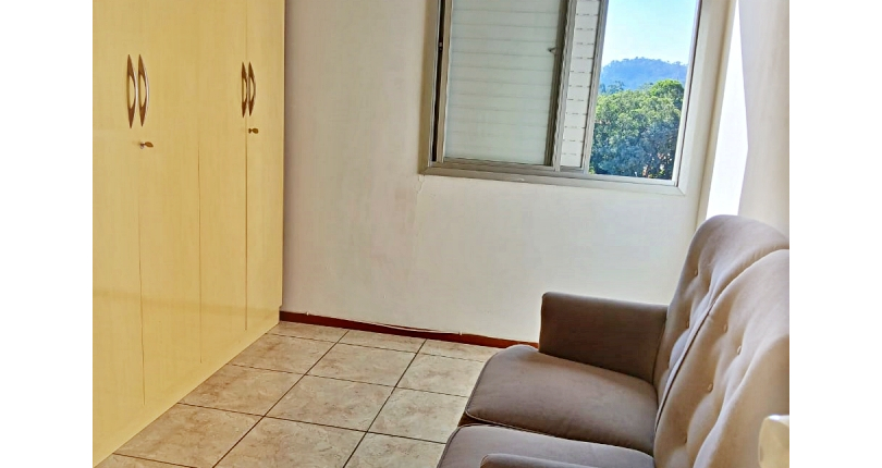 Belo Apartamento à venda no Bairro do Jardim Regina na Avenida Agenor Couto de Magalhães 222,