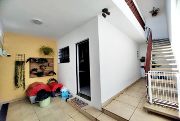 Ótima Casa Térrea à venda no Bairro da Chácara São João na Rua Barra do Garça