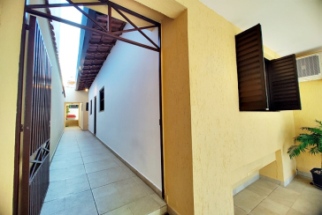 Ótima Casa Térrea à venda no Bairro da Chácara São João na Rua Barra do Garça