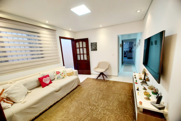 Ótima Casa Térrea à venda no Bairro da Chácara São João na Rua Barra do Garça