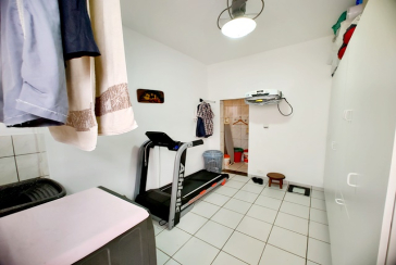 Ótima Casa Térrea à venda no Bairro da Chácara São João na Rua Barra do Garça