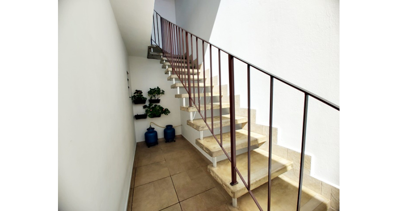 Ótima Casa Térrea à venda no Bairro da Chácara São João na Rua Barra do Garça