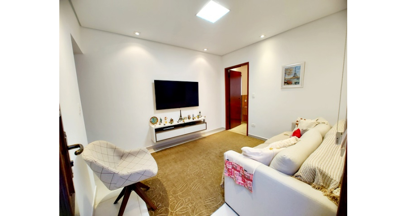 Ótima Casa Térrea à venda no Bairro da Chácara São João na Rua Barra do Garça