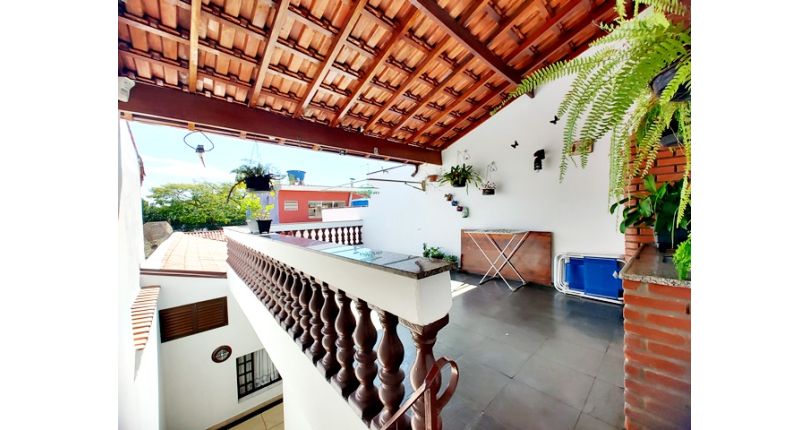 Ótima Casa Térrea à venda no Bairro da Chácara São João na Rua Barra do Garça