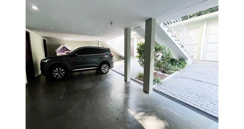 Lindo Sobrado Alto Padrão à venda no City América na Rua Desembargador Olavo Lima Guimarães