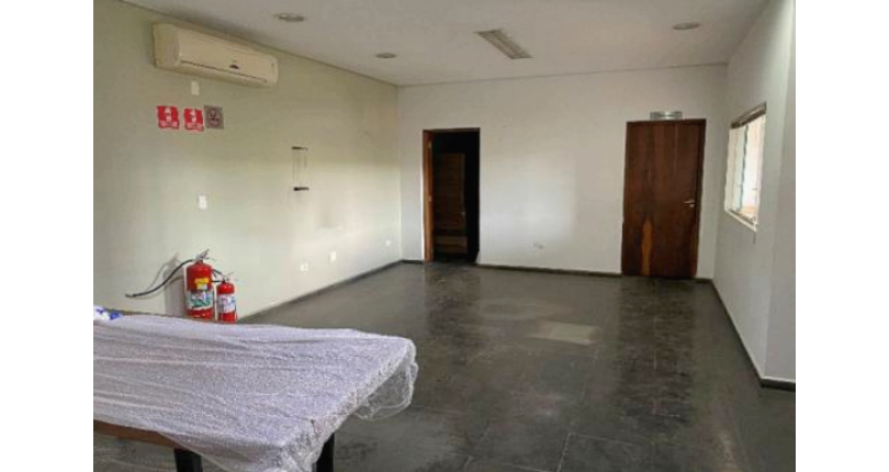 Imóvel Comercial à venda no Bairro do Parque Anhangüera na Avenida Manoel Domingos Pinto