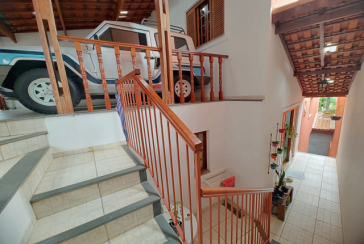 Bela Casa à venda no Jardim Líbano na Rua Benedito Gama Ricardo