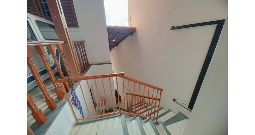 Bela Casa à venda no Jardim Líbano na Rua Benedito Gama Ricardo