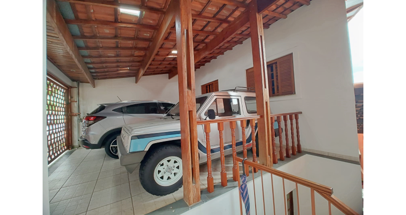 Bela Casa à venda no Jardim Líbano na Rua Benedito Gama Ricardo