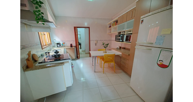 Bela Casa à venda no Jardim Líbano na Rua Benedito Gama Ricardo