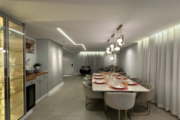 LINDO Sobrado à venda no Bairro do Conjunto Residencial Vista Verde na Rua José Carlos de Resende