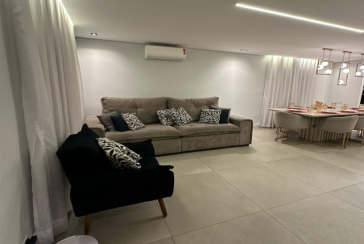 LINDO Sobrado à venda no Bairro do Conjunto Residencial Vista Verde na Rua José Carlos de Resende