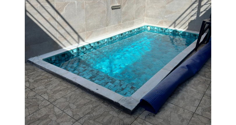 LINDO Sobrado à venda no Bairro do Conjunto Residencial Vista Verde na Rua José Carlos de Resende