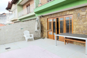 Sobrado à venda no Bairro do Parque São Domingos na Rua Doutor Odon Carlos de Figueiredo Ferraz