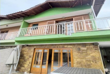 Sobrado à venda no Bairro do Parque São Domingos na Rua Doutor Odon Carlos de Figueiredo Ferraz