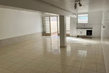 Sobrado à venda no Bairro do Jardim Vista Linda na Rua Venceslau Gomes da Silva