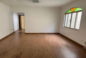 Sobrado à venda no Bairro do Jardim Vista Linda na Rua Venceslau Gomes da Silva