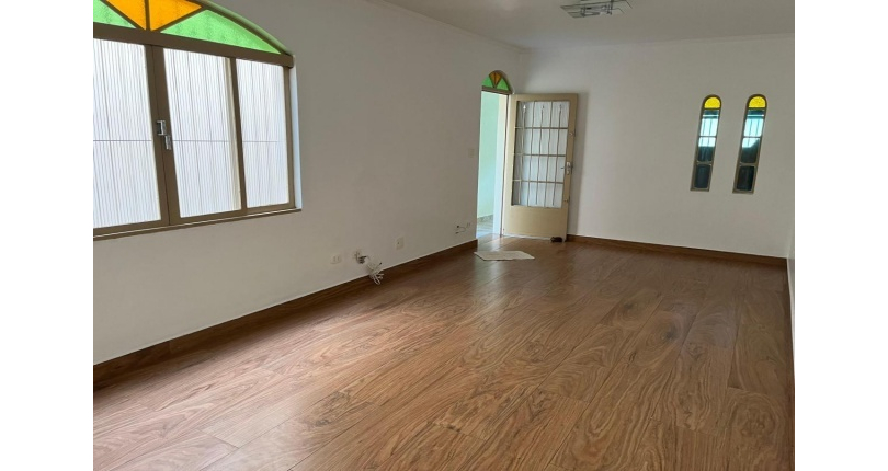 Sobrado à venda no Bairro do Jardim Vista Linda na Rua Venceslau Gomes da Silva