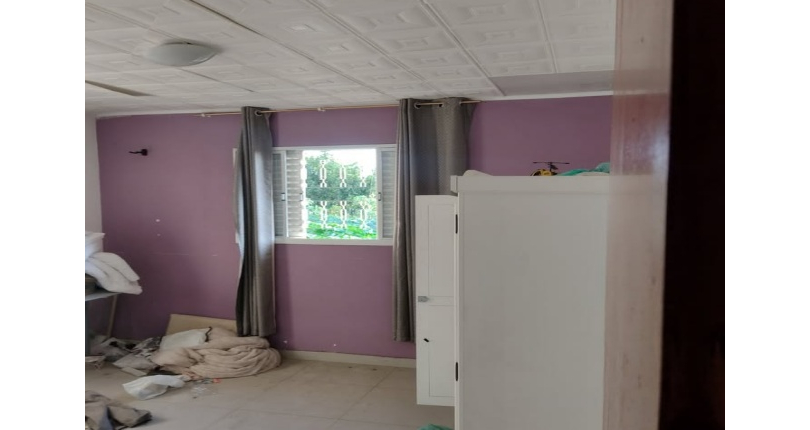 Casa Térrea à venda no Bairro da Vila Espanhola na Rua Antônio Pinto Vieira