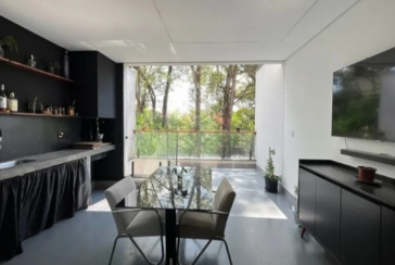 Linda Casa à venda no Bairro do City Recanto Anastácio na Rua João Ferrero Versino