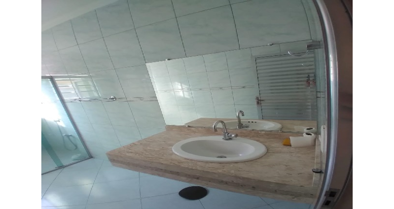 Belo Sobrado à venda no Bairro do Jardim Anhangüera na Rua Júlio Vicente Ferreira