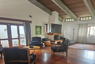 Belo Sobrado à venda no Bairro do City América na Rua Icádio,