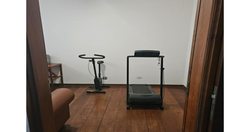 Belo Sobrado à venda no Bairro do City América na Rua Icádio,