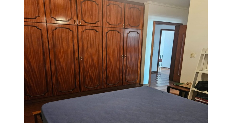 Belo Sobrado à venda no Bairro do City América na Rua Icádio,