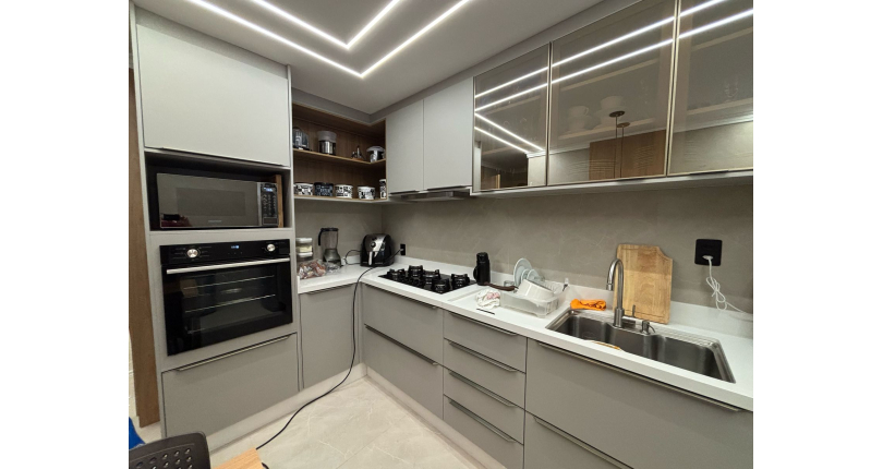 Bela Casa à venda no Bairro da Vila Guedes na Rua Confidencia Musical,