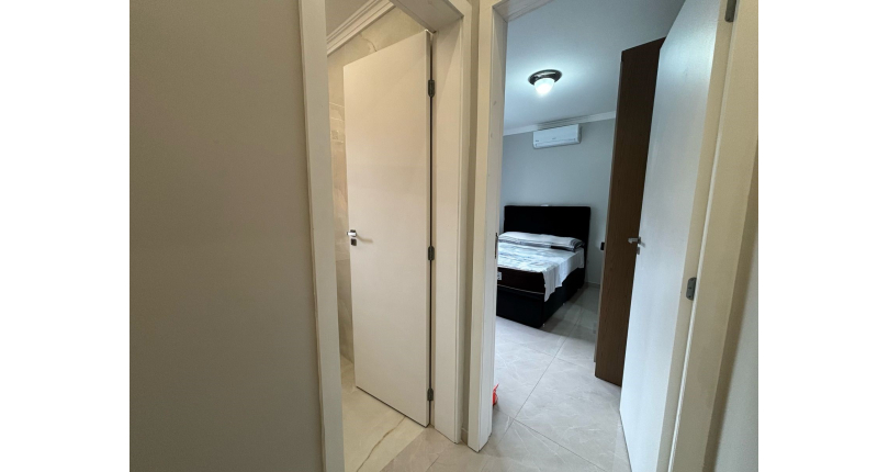 Bela Casa à venda no Bairro da Vila Guedes na Rua Confidencia Musical,