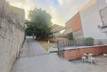 Chacara à venda no Bairro da Mutinga na Rua Opala,