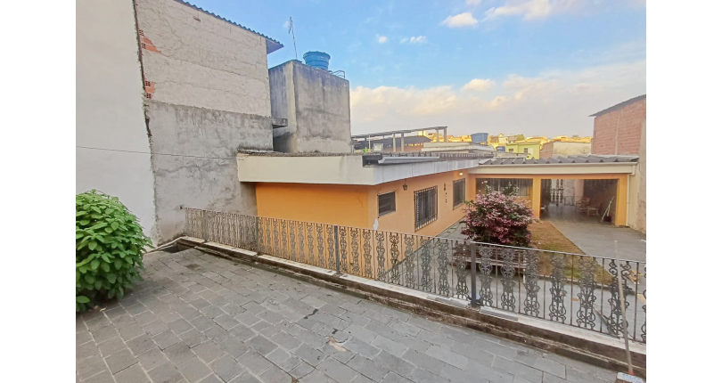 Chacara à venda no Bairro da Mutinga na Rua Opala,