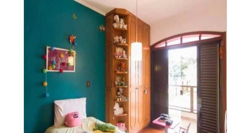 Lindo Sobrado à venda no Bairro do City América na Avenida Cardeal Motta,