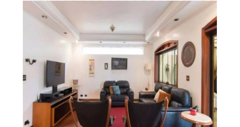 Lindo Sobrado à venda no Bairro do City América na Avenida Cardeal Motta,