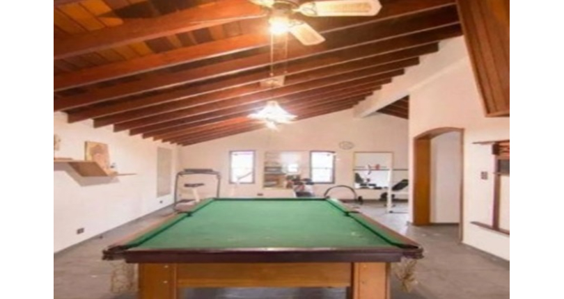 Lindo Sobrado à venda no Bairro do City América na Avenida Cardeal Motta,