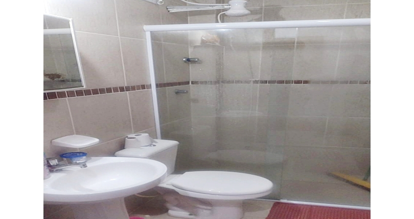 Sobrado à venda em Mongaguá no Bairro da Vila Vera Cruz na Avenida Governador Mario Covas Junior,