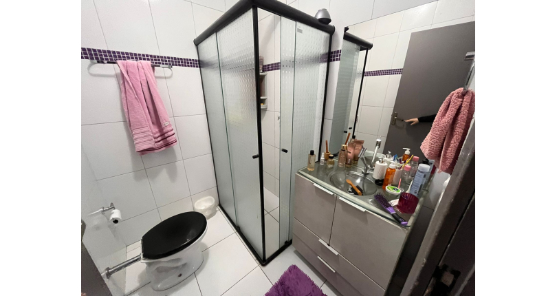 Lindo Sobrado à venda no Parque Anhanguera (São Domingos)