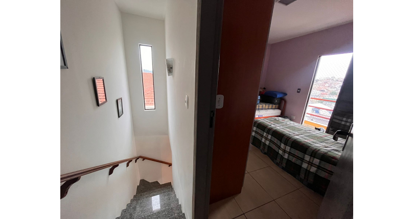 Lindo Sobrado à venda no Parque Anhanguera (São Domingos)