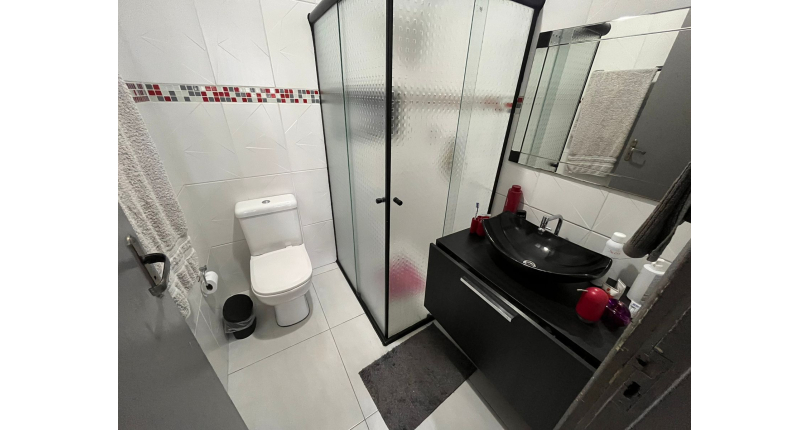 Lindo Sobrado à venda no Parque Anhanguera (São Domingos)