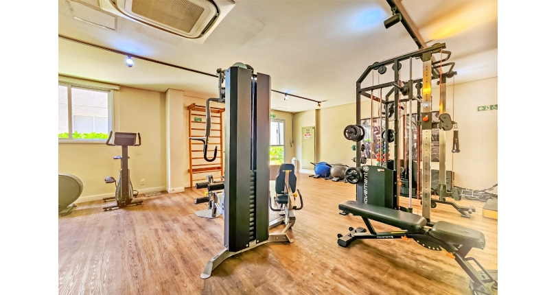  Apartamento à venda no Bairro do Jardim Íris na Avenida Raimundo Pereira de Magalhães 2616