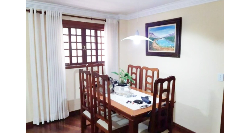 Sobrado à venda no Bairro da Cidade D'Abril na Rua Dianora