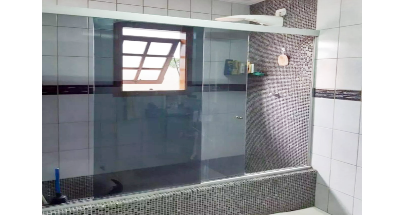 Sobrado à venda no Bairro da Cidade D'Abril na Rua Dianora